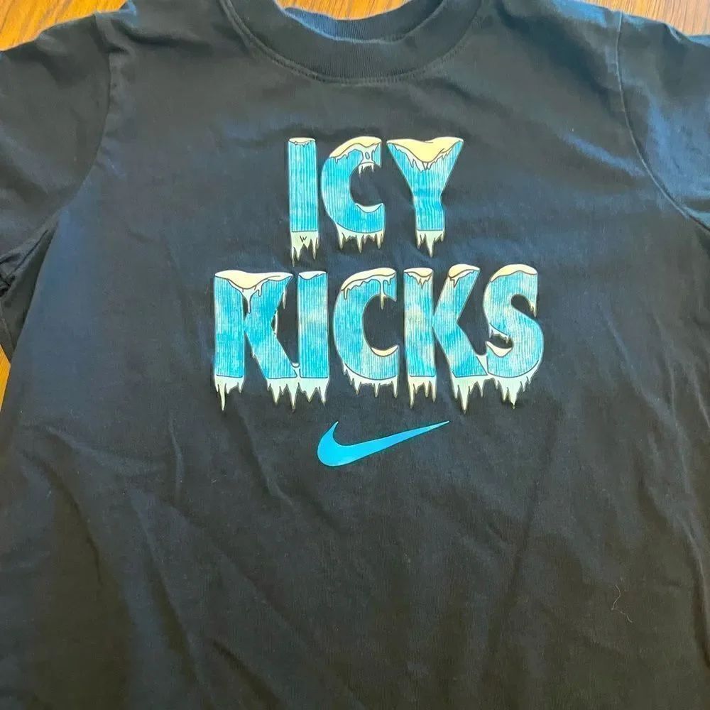 Nike Icy Kicks short sleeve T-shirt. Kids size Medium.